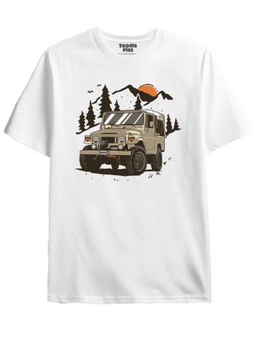 Mountain Jeep Plus Size T-Shirt